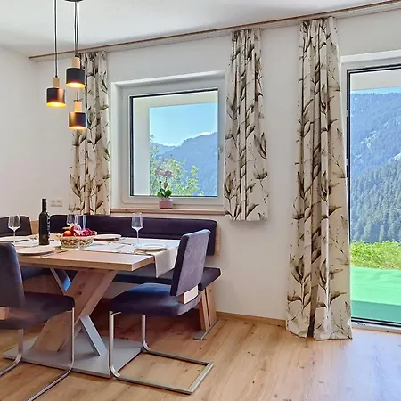 Eben By Interhome Apartamento Hippach